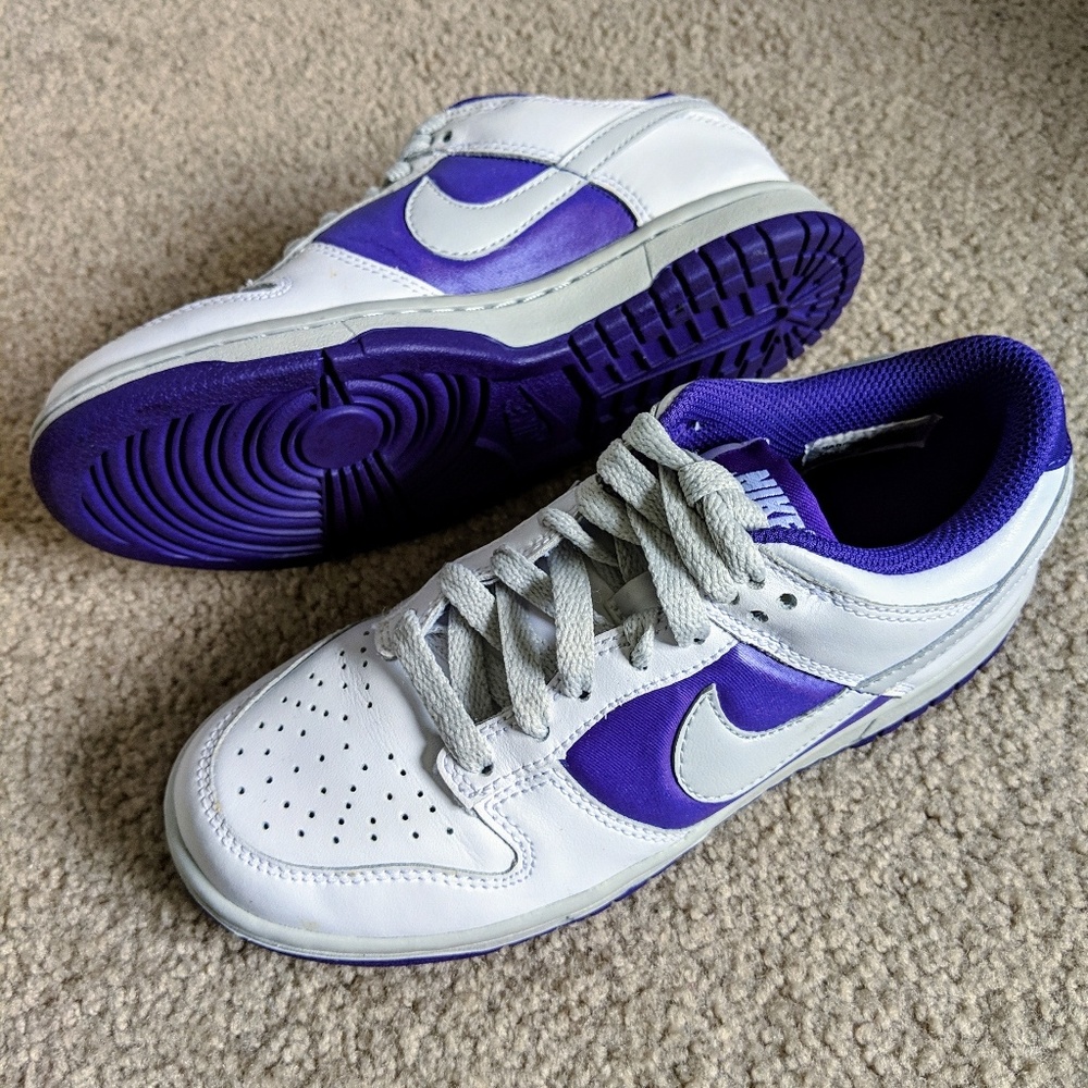 ⬇️Price Drop/Discounted Shipping 💜Nike Dunk Lows